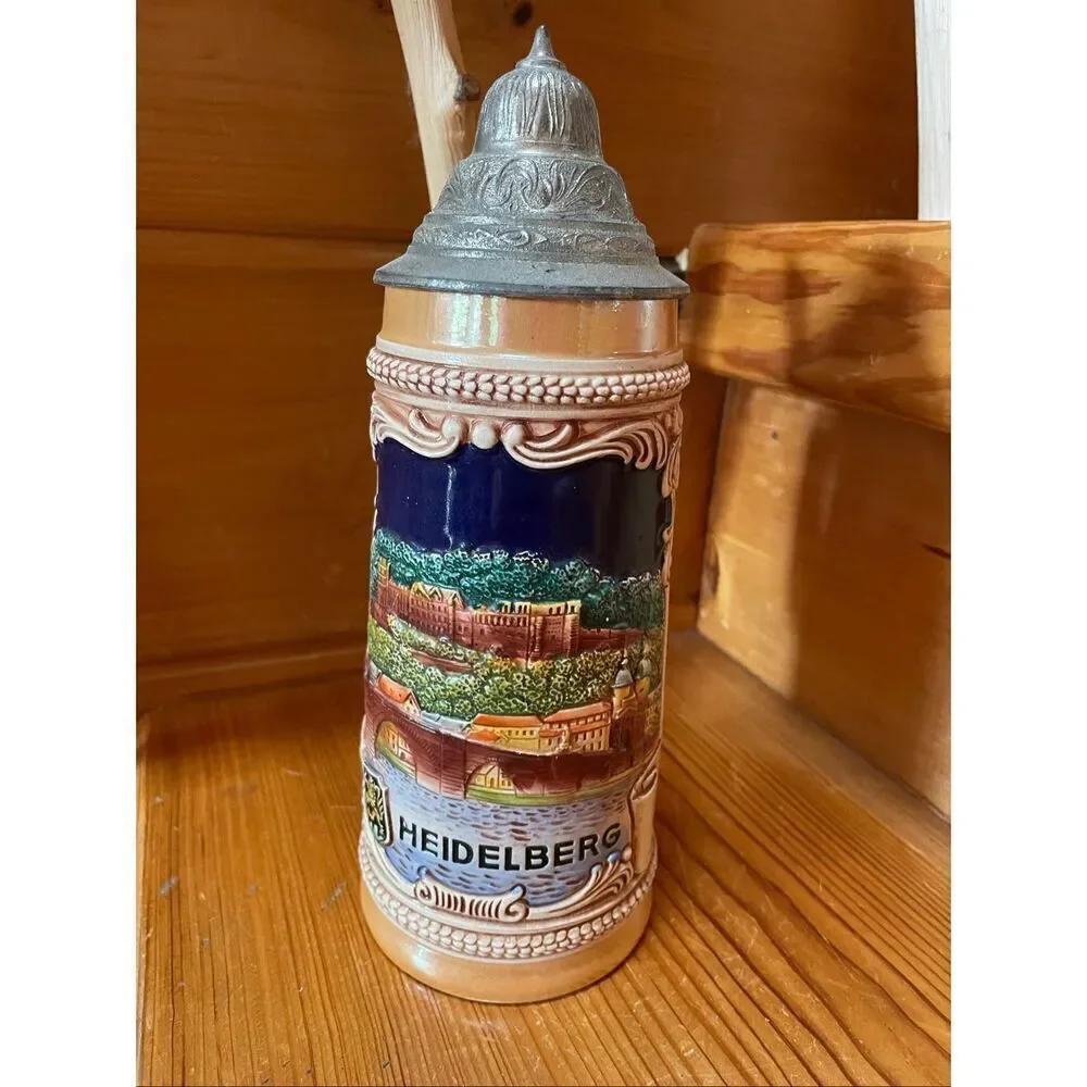 Pre Owned Vintage German Stein. Henagemall #17. Pewter Lid.